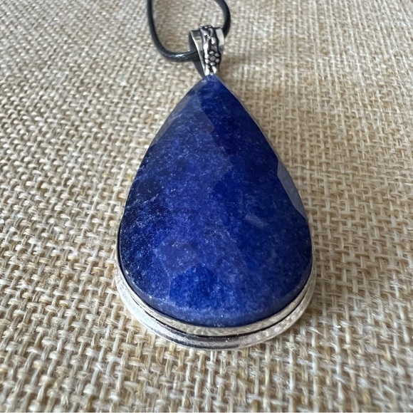New Faceted Blue Enhanced Sapphire Stone Silver Overlay Pendant Necklace w Cord - Picture 5 of 8